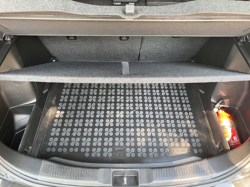 Suzuki SX4 S-Cross Hybrid gumi csomagtértálca méretpontos 5 ajtós 2019.08-