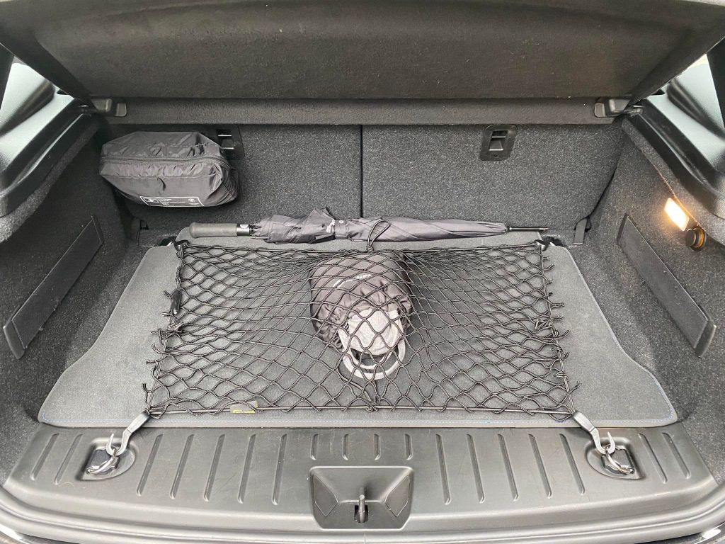 BMW i3 csomagrögzítő háló 