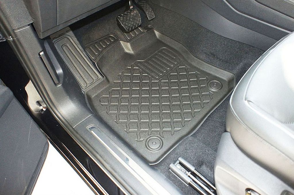 VW Tiguan lábtálca-hótálca méretpontos 2016.02-